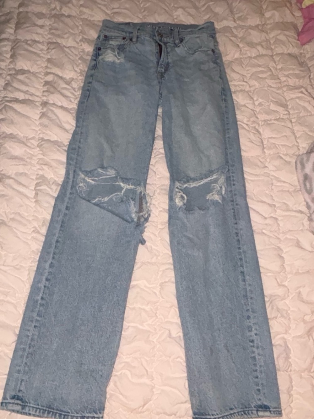 American Eagle Outfitters Light Wash Distressed Straight Leg Jeans